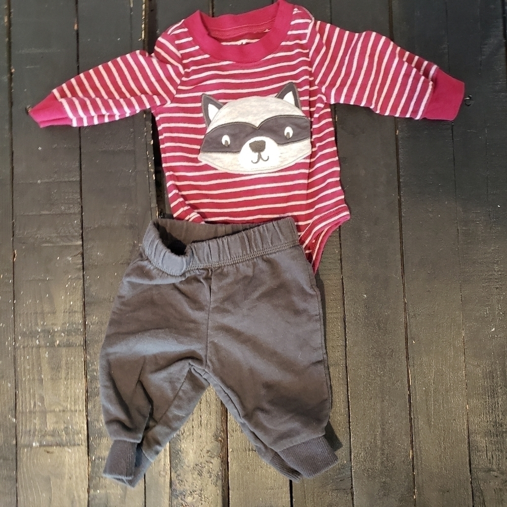 Carters Raccoon Outfit Baby Boy 3 Months Red Grey